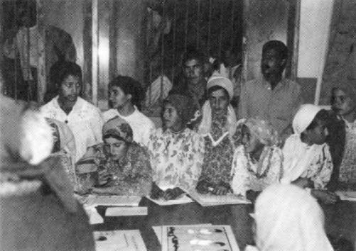 Medical students from Suez University have organized a village literacy program for young women. The teachers use the methods of Paulo Freire, using "key words" that are especially relevant to people's health and wellbeing to spark discussion. Animated teaching aids enliven the classes.