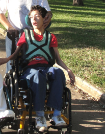 Matías was born with cerebral palsy, which made voluntary movement of his whole body impossible.