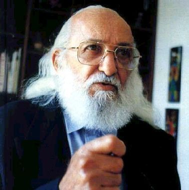 Paulo Freire.