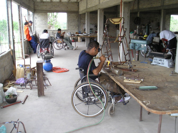 Tomás, making a wheelchair in the PROJIMO Durangito wheelchair shop.