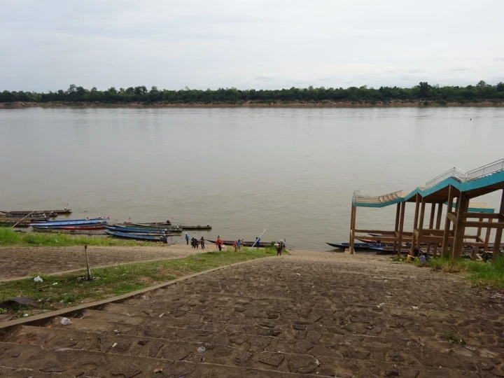 Mekong River crossing from Laos, at Khemarat, Thailand (The water level rises much higher in the summer monsoons.)